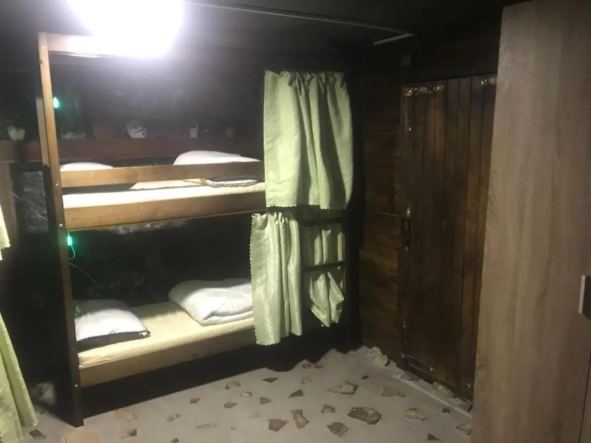 ArArAt-TARASA SHEVCHENKA Hostel KIEV 0*, Kiew